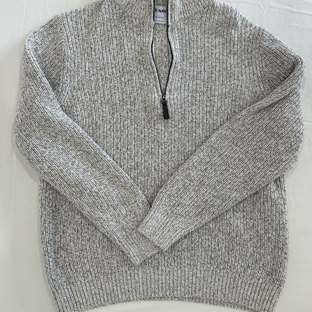 Old Navy Men's Zip-Up Sweater in Heather Gray Size Large